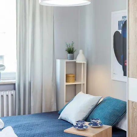 Center By Renters *