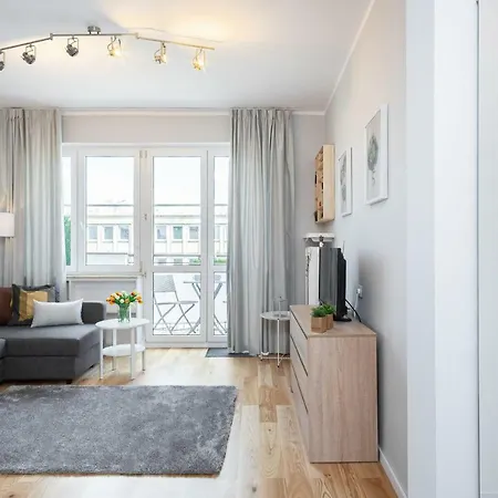 Center By Renters